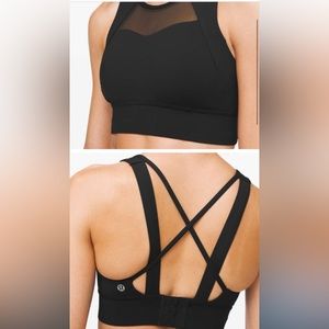 LULULEMON: Breathe it in Bra. Size 8. Black
